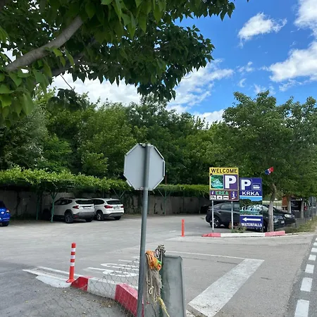Tinel 아파트